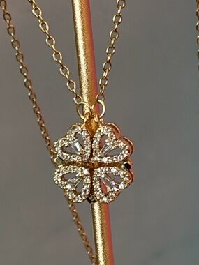 Gold Clover Pendant Necklace - Women Jewelry